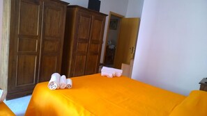 1 habitación, sábanas de algodón egipcio y ropa de cama de alta calidad 