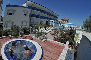 Açık spa küveti