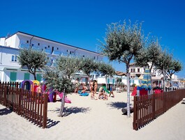 Außen-Kinderspielplatz