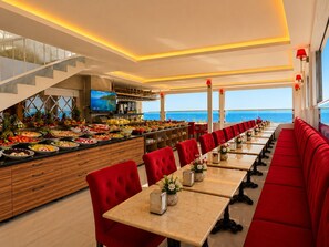 Free daily buffet breakfast - Ayasofya Hotel - Special Class (Istanbul)