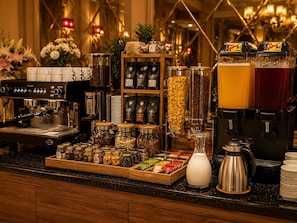 Free daily buffet breakfast