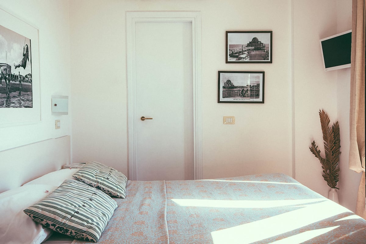 Double Room | Iron/ironing board, free WiFi