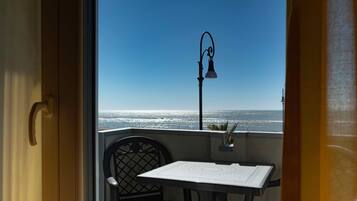 Double or Twin Room | Beach/ocean view