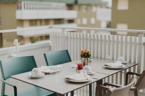 Petit déjeuner buffet compris tous les jours