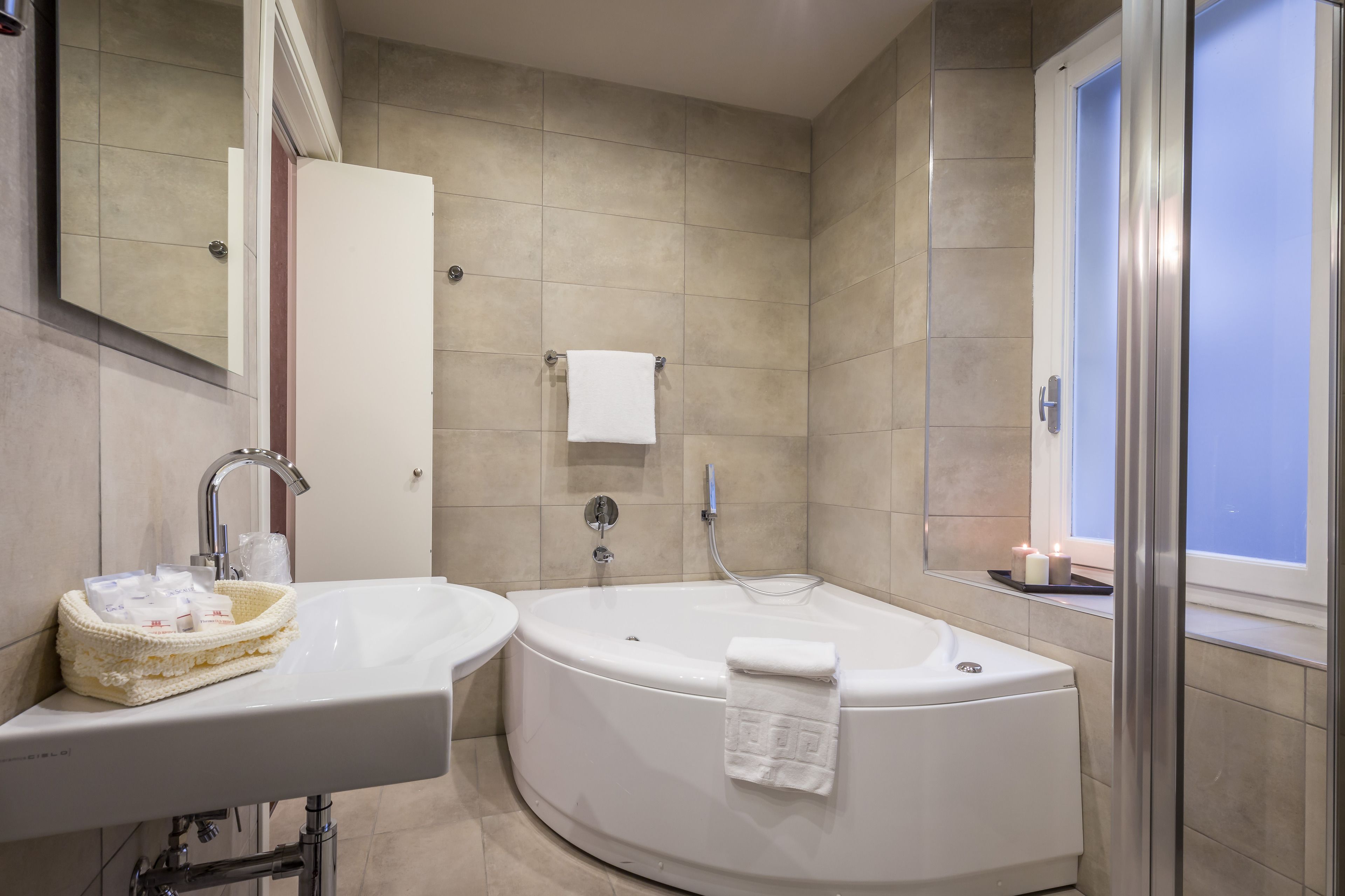 Photo - Florence Old Bridge B&B