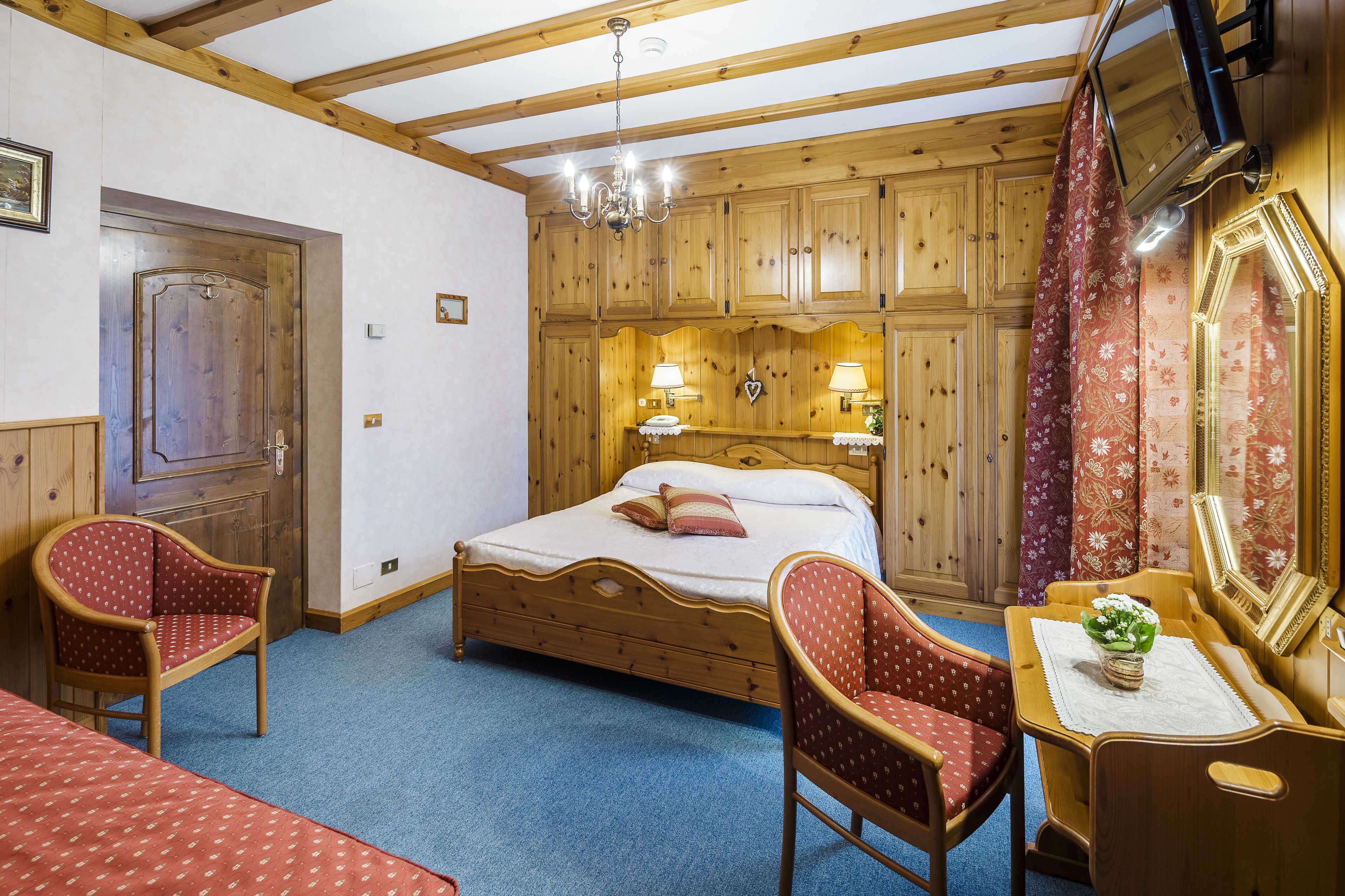 comfort double room, balcony, mountain view | 1 bedroom, premium bedding, down duvets, select comfort beds