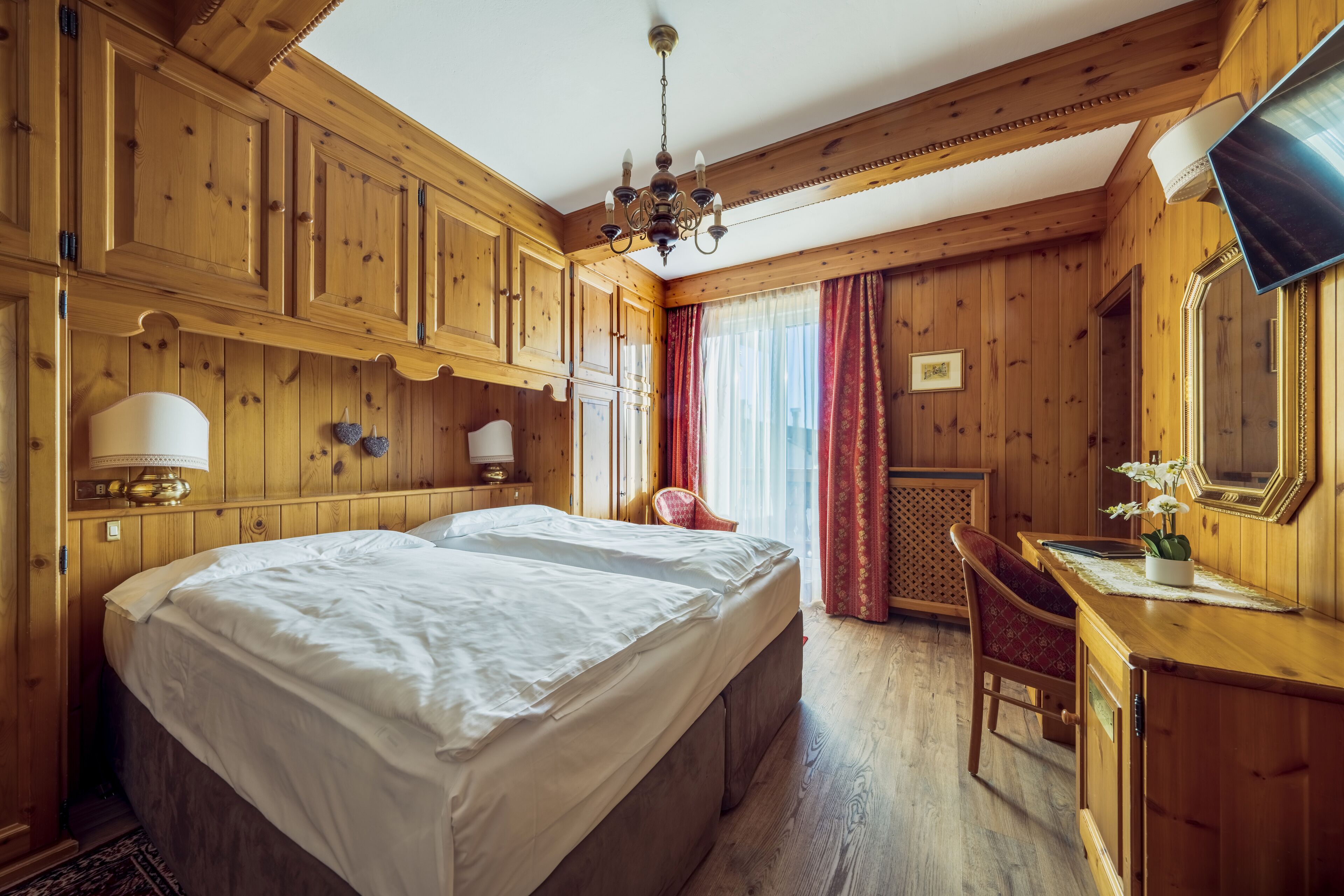 Photo - Hotel Columbia & Spa