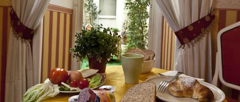 Gratis frukostbuffé varje dag