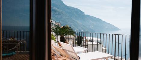 Habitación Deluxe con 1 cama matrimonial o 2 individuales | Terraza o patio