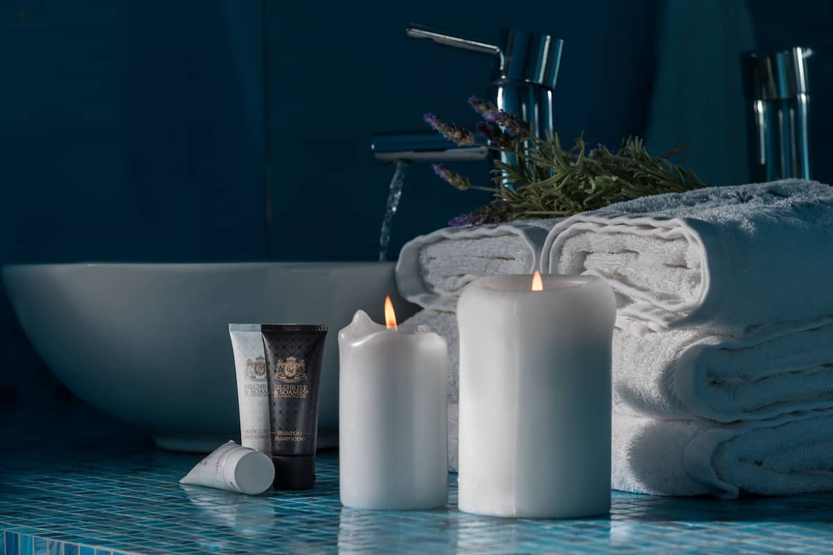 junior suite (max 2) | bathroom sink