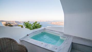 Suite, Jetted Tub | Balcony