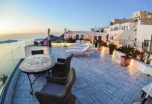 Interior - Anteliz Suites (Santorini)