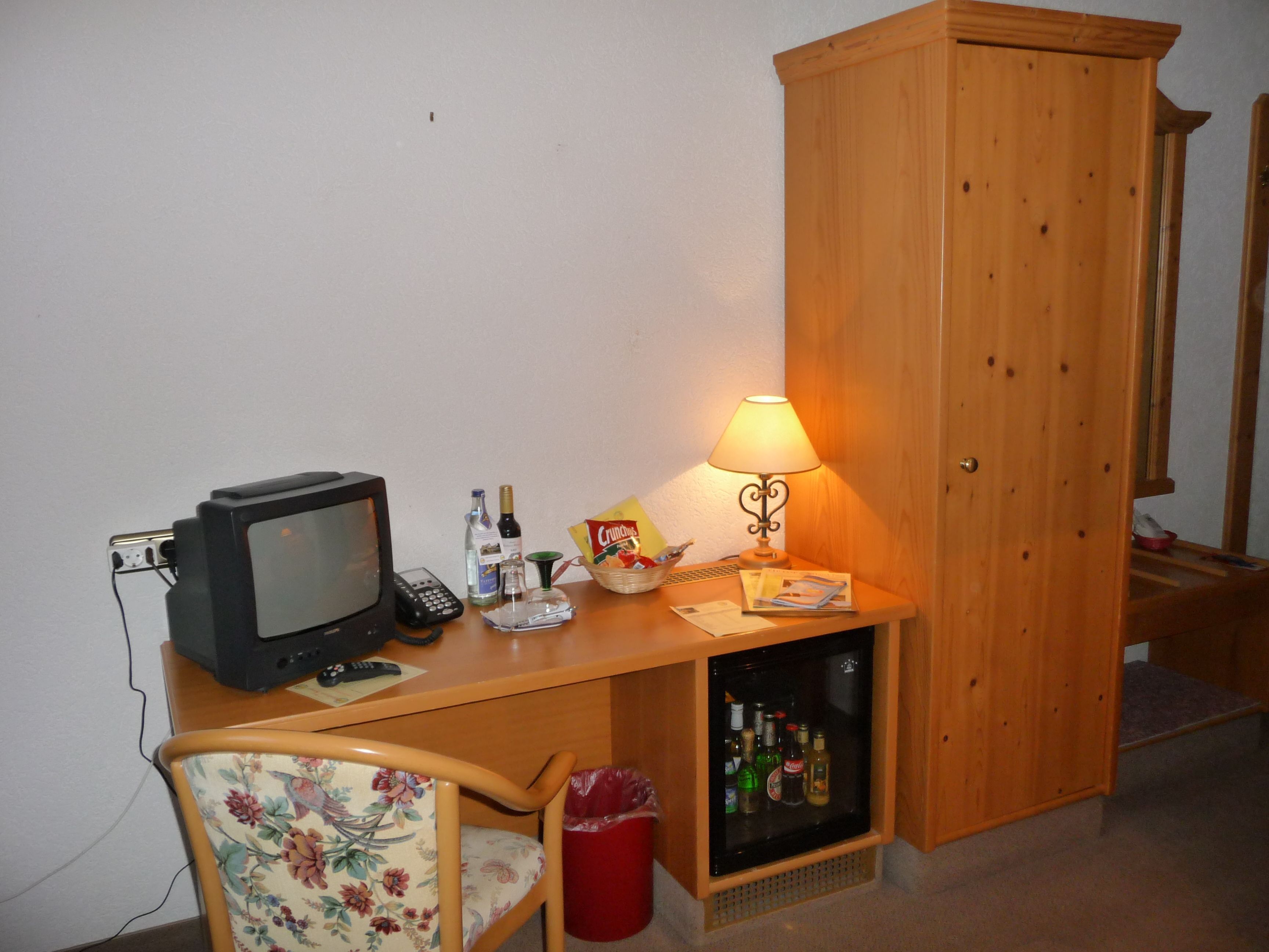 premium bedding, pillow-top beds, individually furnished, desk