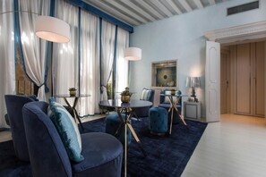TV - Relais Venezia (Venice)