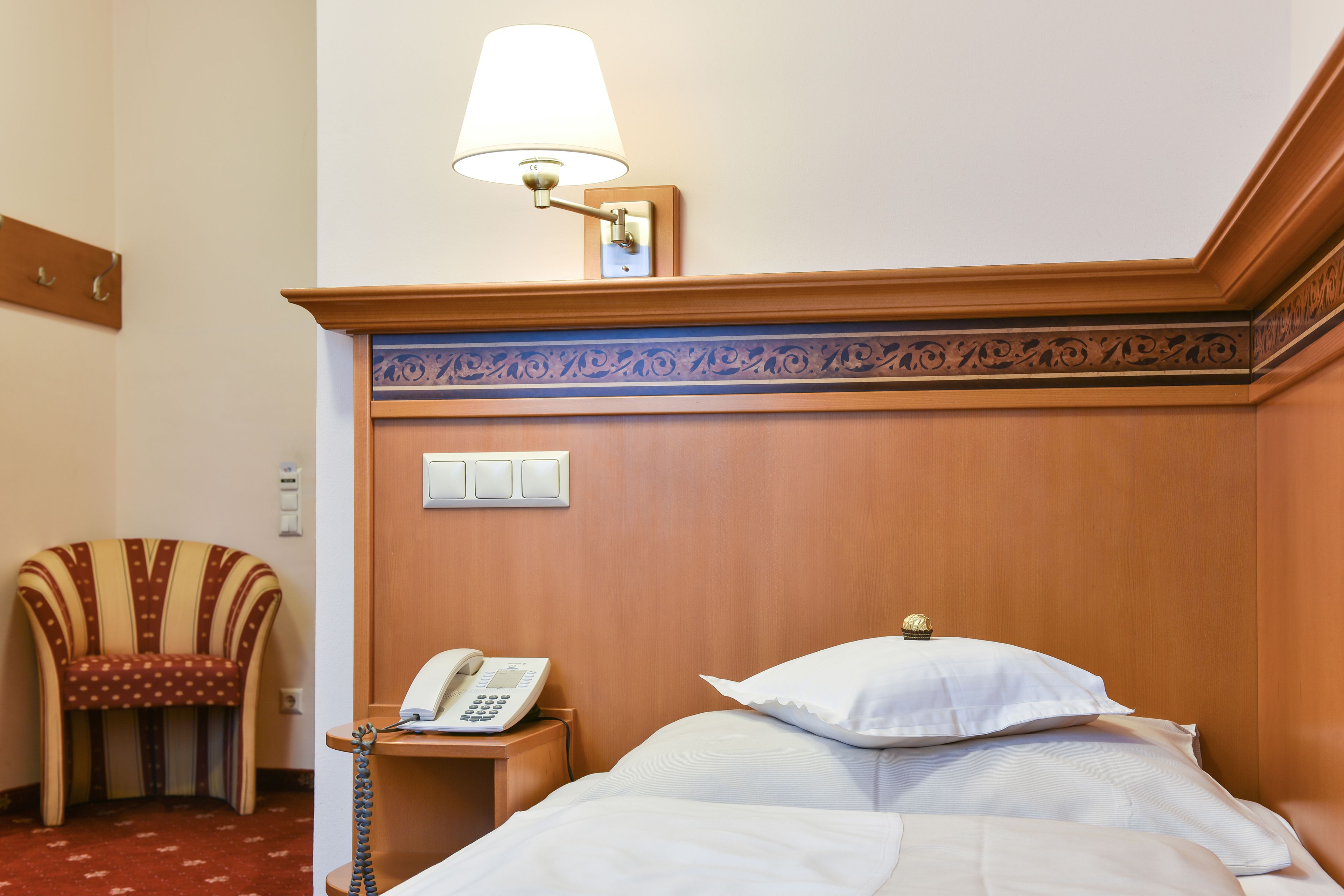 comfort single room | in-room safe, desk, blackout curtains, iron/ironing board
