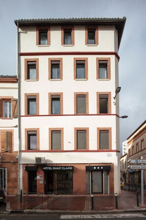 Front of property - Urban Style Hôtel Saint Claire (Toulouse)