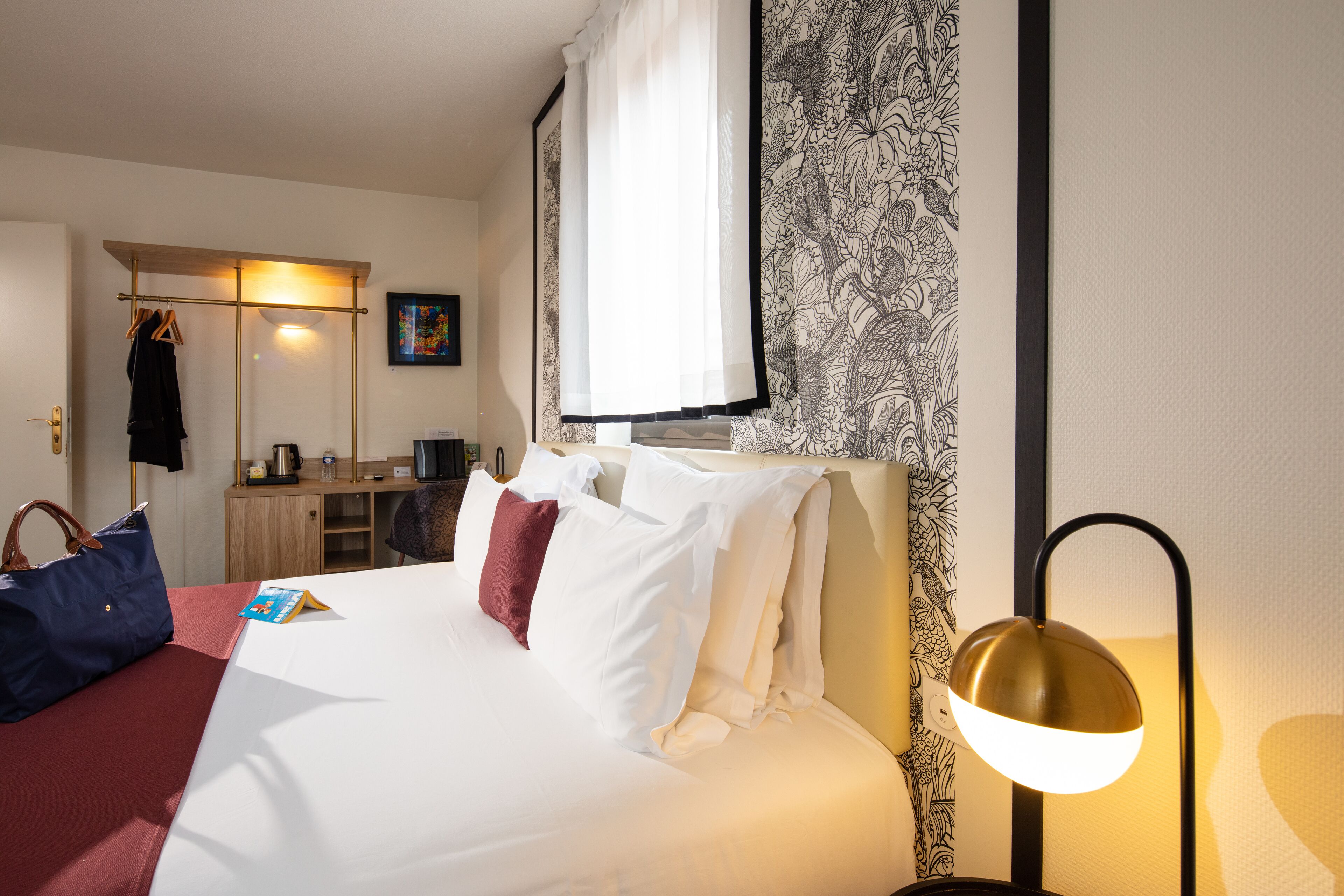 superior double room | in-room safe, individually decorated, desk, soundproofing