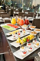 Desayuno buffet todos los días (con cargo)