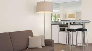 Minibar, in-room safe, desk, iron/ironing board