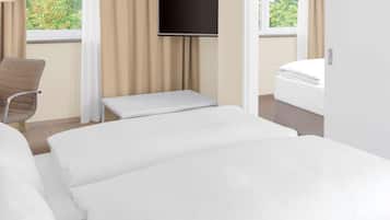 Suite (Extra Bed 2 adults + 2 children) | Minibar, in-room safe, desk, iron/ironing board