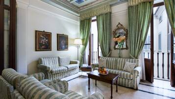 Check-in/check-out kiosk