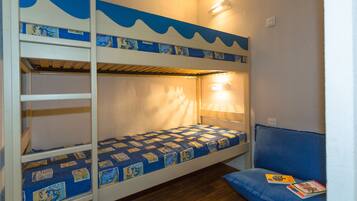 Luxe beddengoed, een kluis op de kamer, verduisterende gordijnen