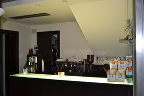 Bar (in der Unterkunft)