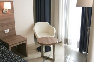 Minibar, in-room safe, desk, cribs/infant beds