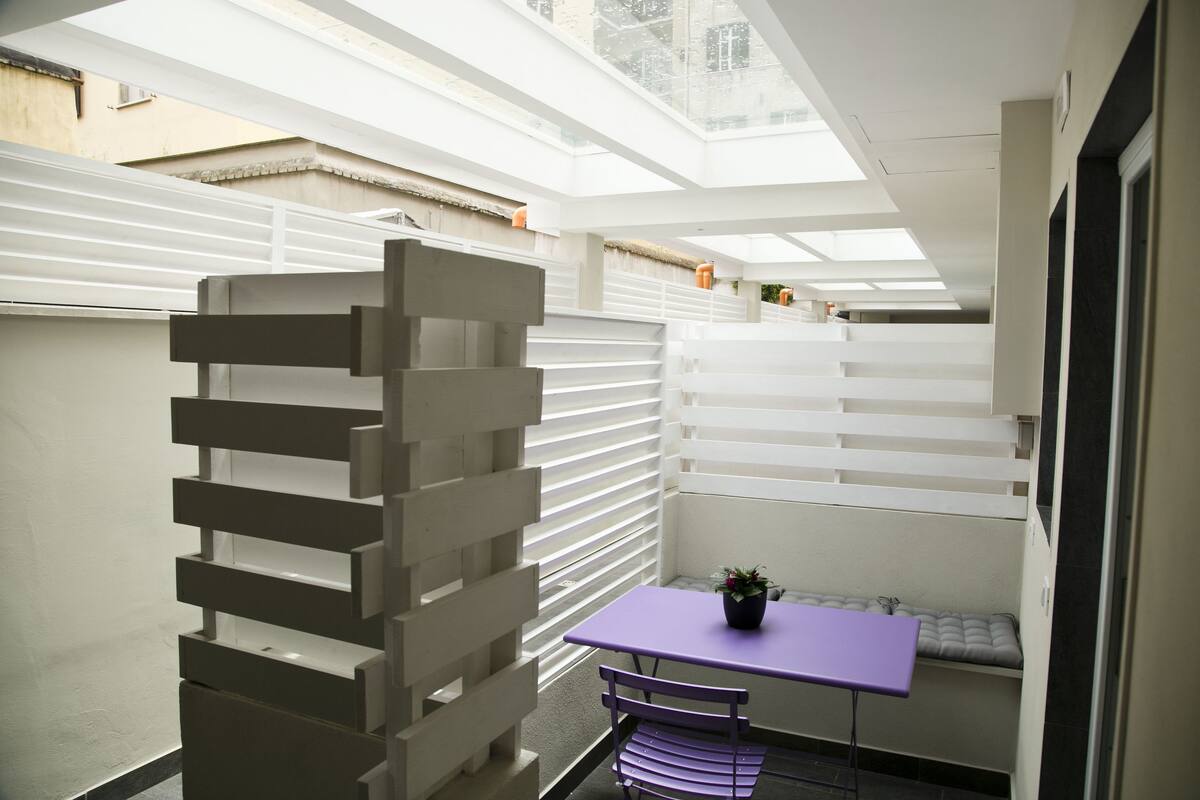 Suite, Annex Building | Dining