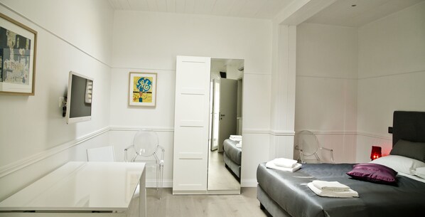 Suite, Annex Building