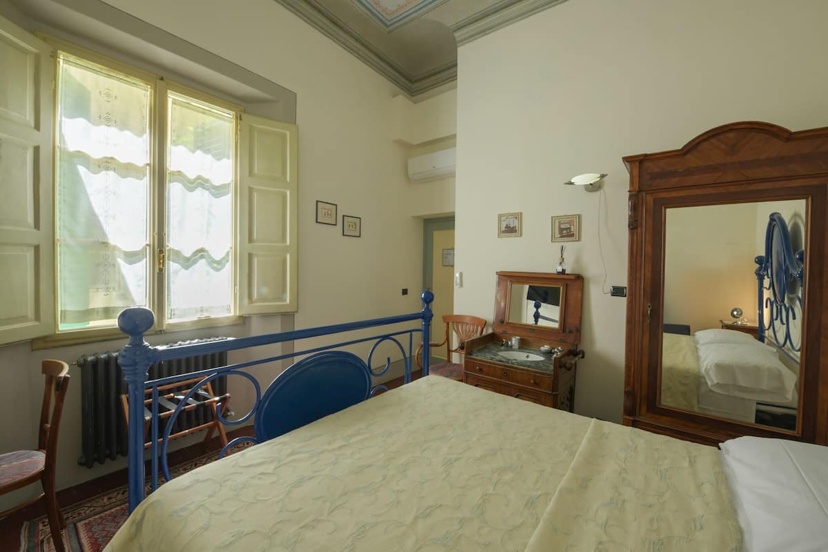 Double Room (with external private bathroom) | Premium bedding, pillowtop beds, in-room safe, desk