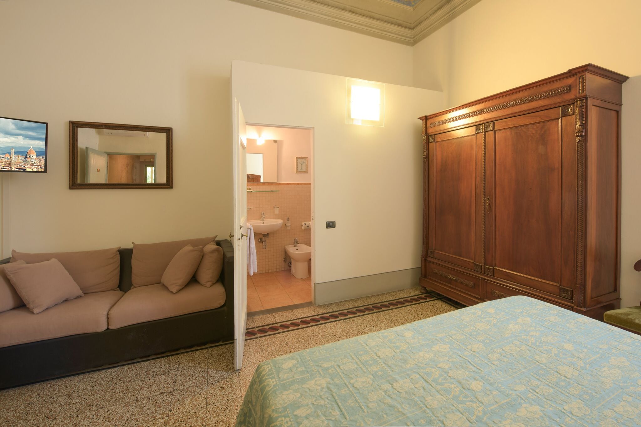 Double Room | Premium bedding, pillowtop beds, in-room safe, desk