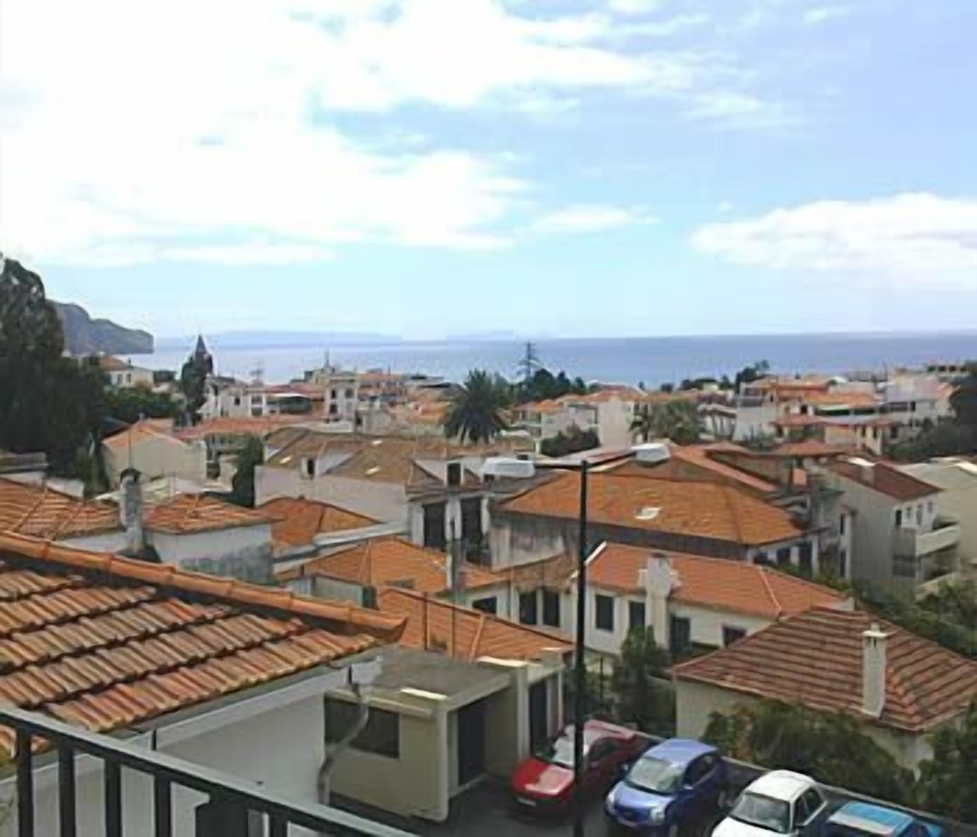 basic single room | balcony view