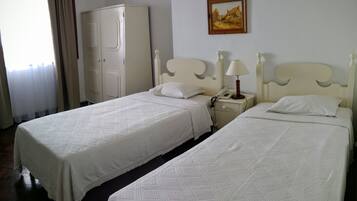 In-room safe, desk, iron/ironing board, free WiFi