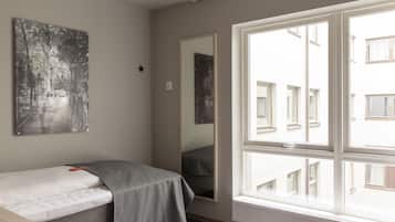 Single Room, Balcony