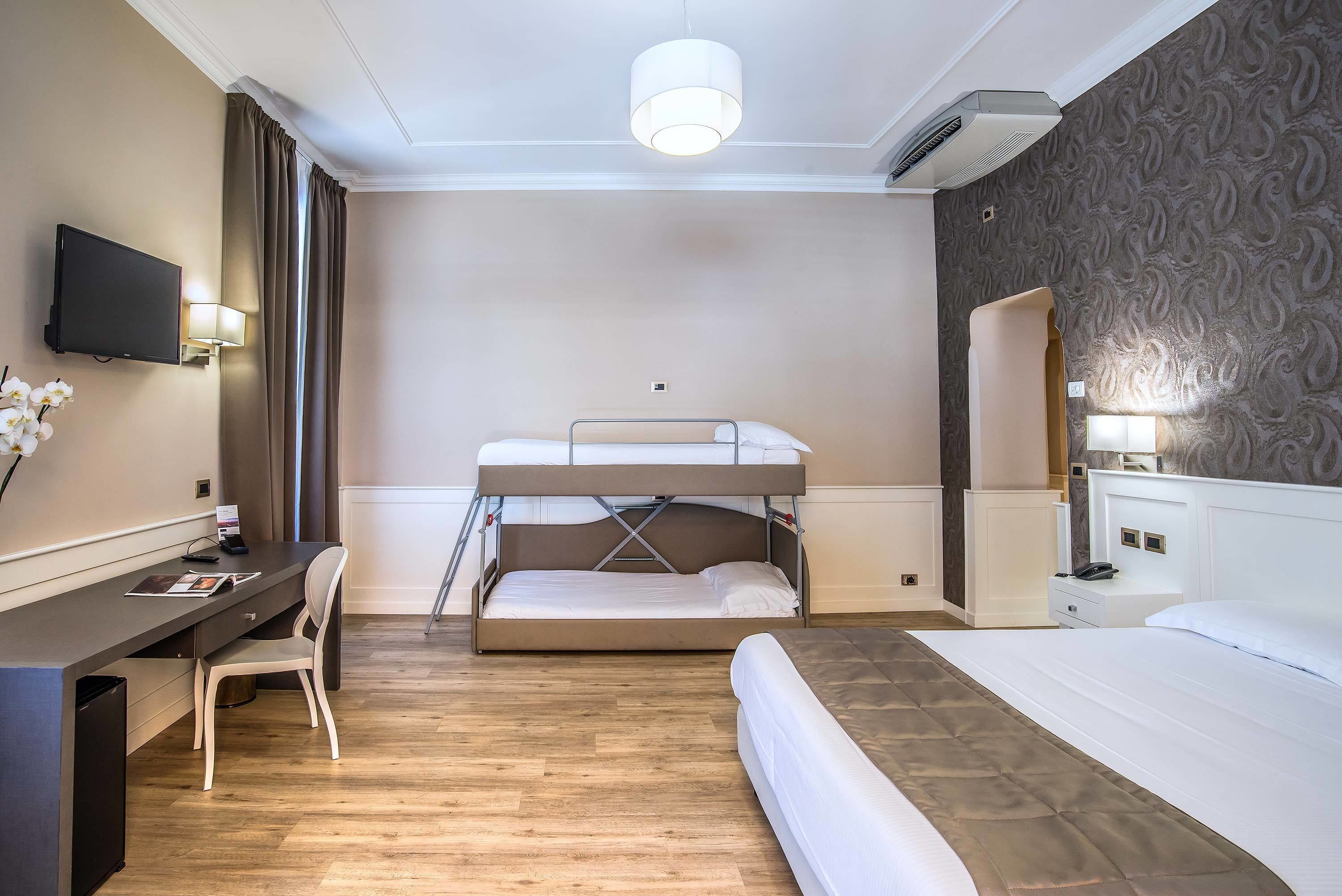 deluxe room | in-room safe, desk, blackout curtains, free wifi