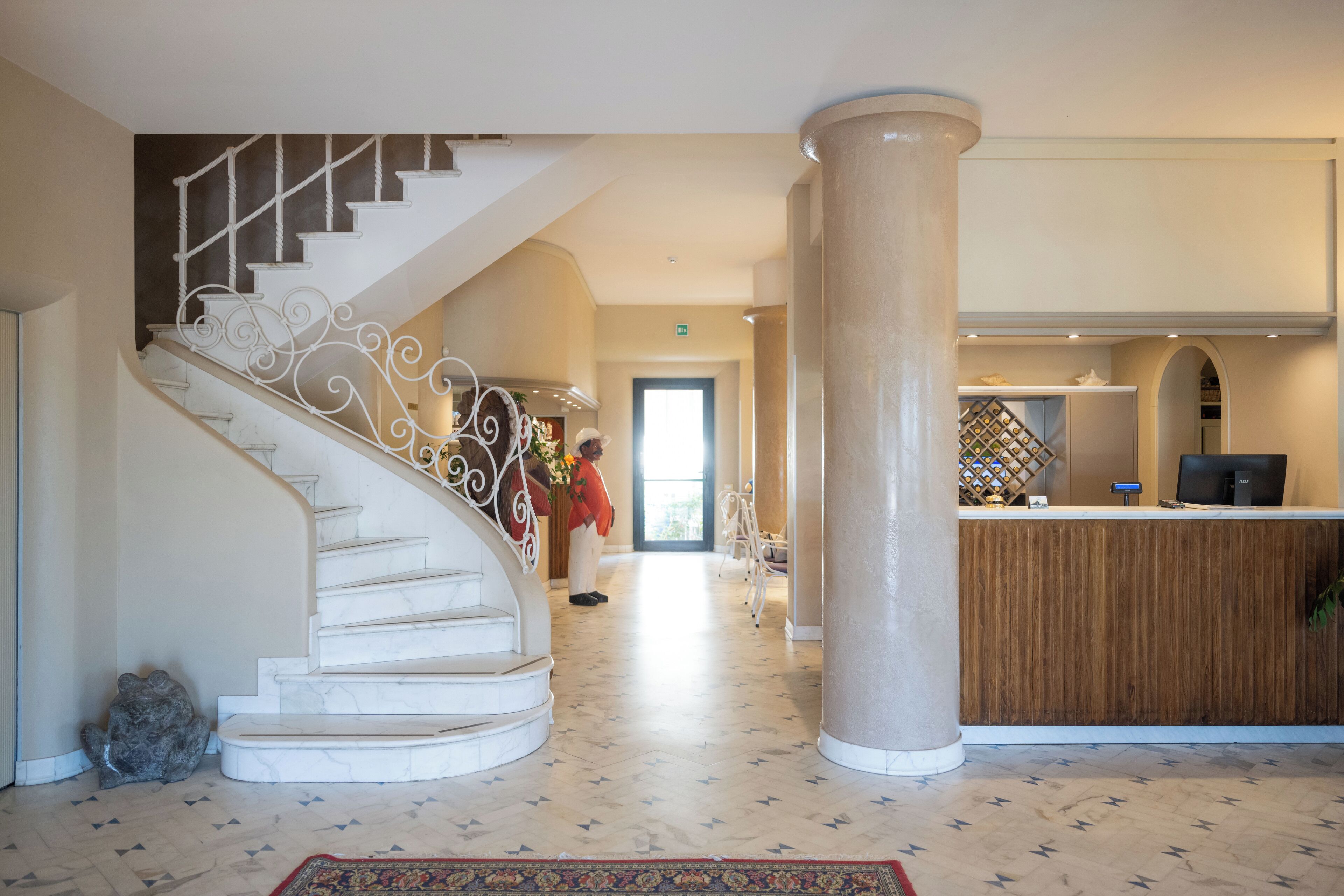 32-inch flat-screen tv with satellite channels, tv