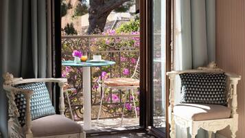 ジュニア スイート | リビング エリア | 薄型テレビ