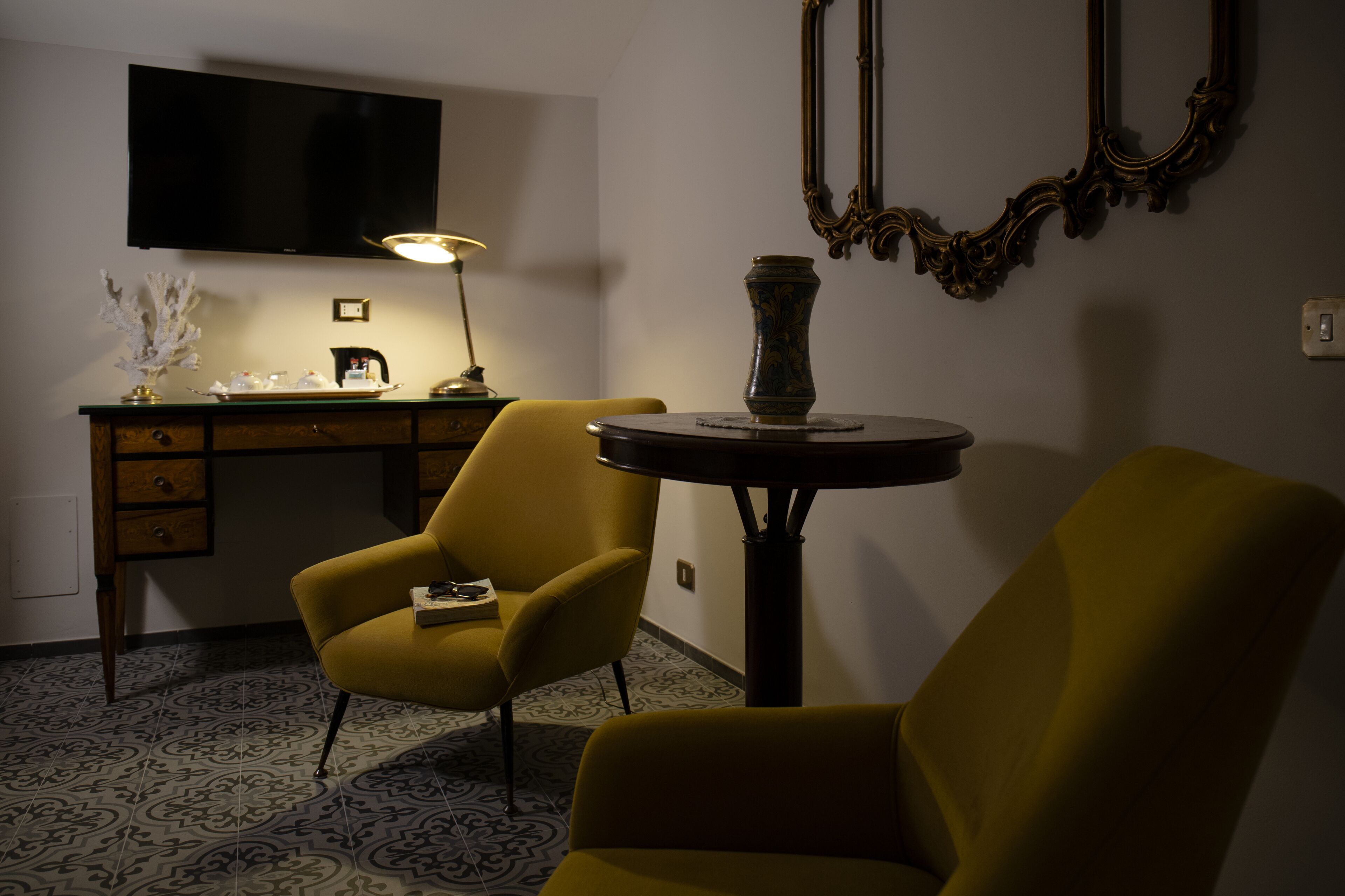 superior double room | premium bedding, in-room safe, blackout curtains, iron/ironing board