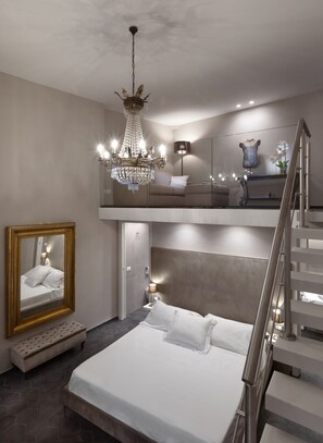 Premium bedding, in-room safe, blackout drapes, iron/ironing board - Villa Taormina (Taormina)