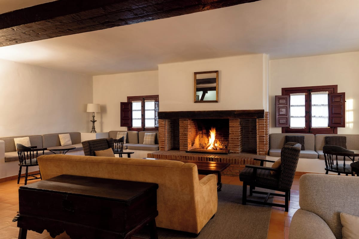 26-inch lcd tv with digital channels, tv