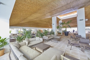 Bar (en el alojamiento)