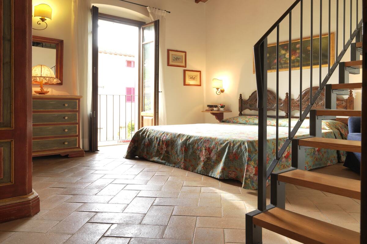Apartment, 1 Bedroom (2 pax) | Cots/infant beds, bed sheets