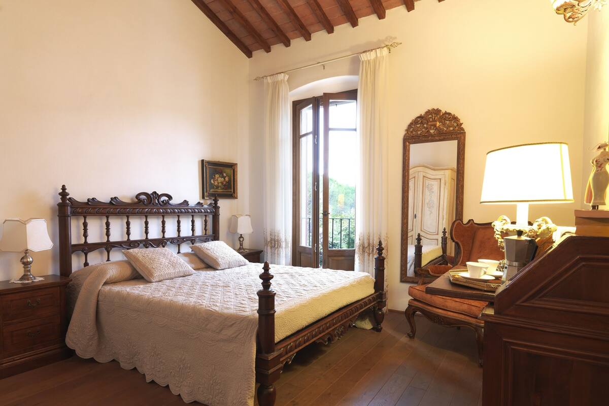 Villa, 3 Bedrooms, Terrace | Cots/infant beds, bed sheets
