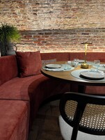 Daily continental breakfast (EUR 20 per person)