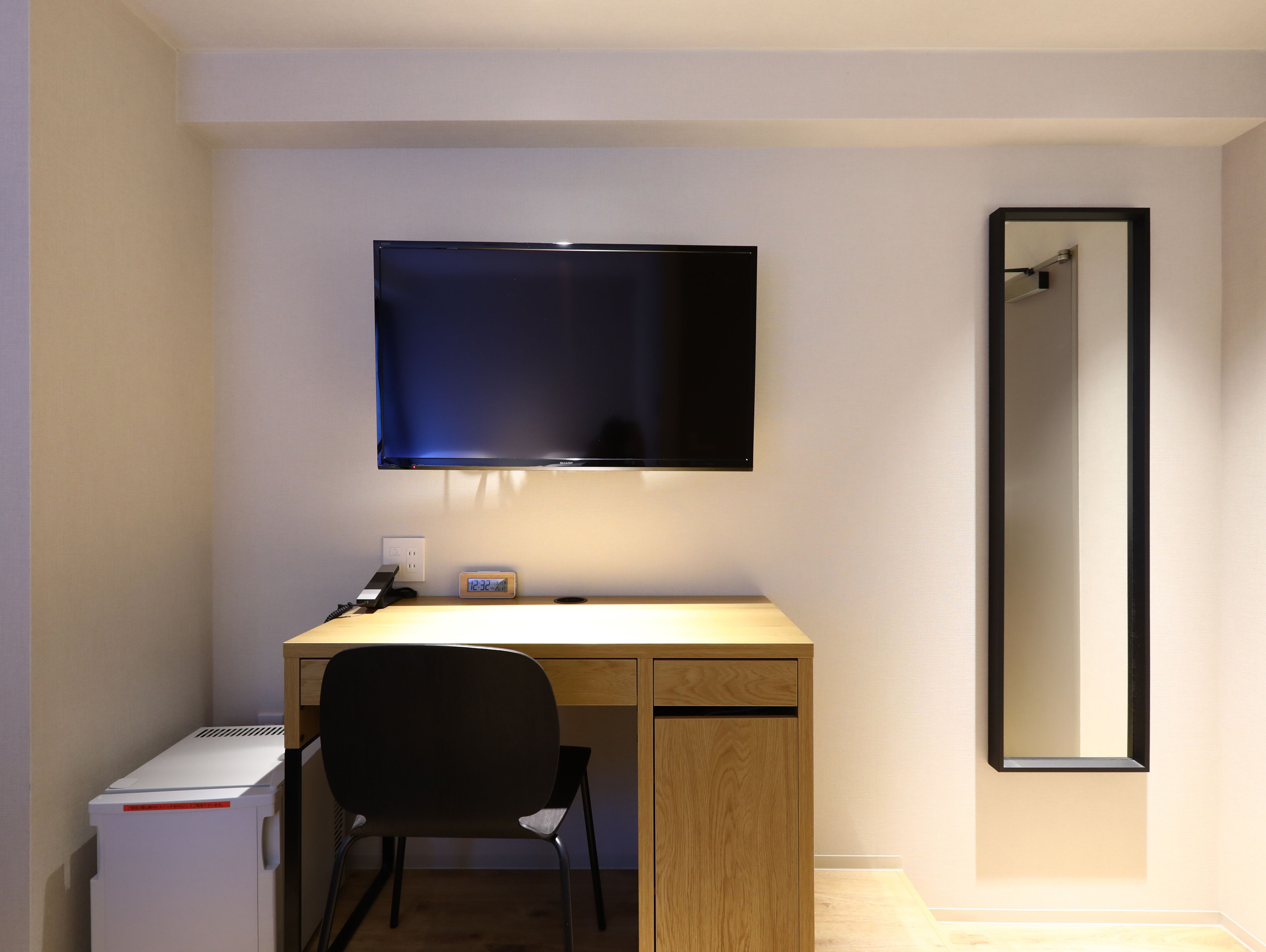 twin room, non smoking | desk, blackout curtains, iron/ironing board, free wifi