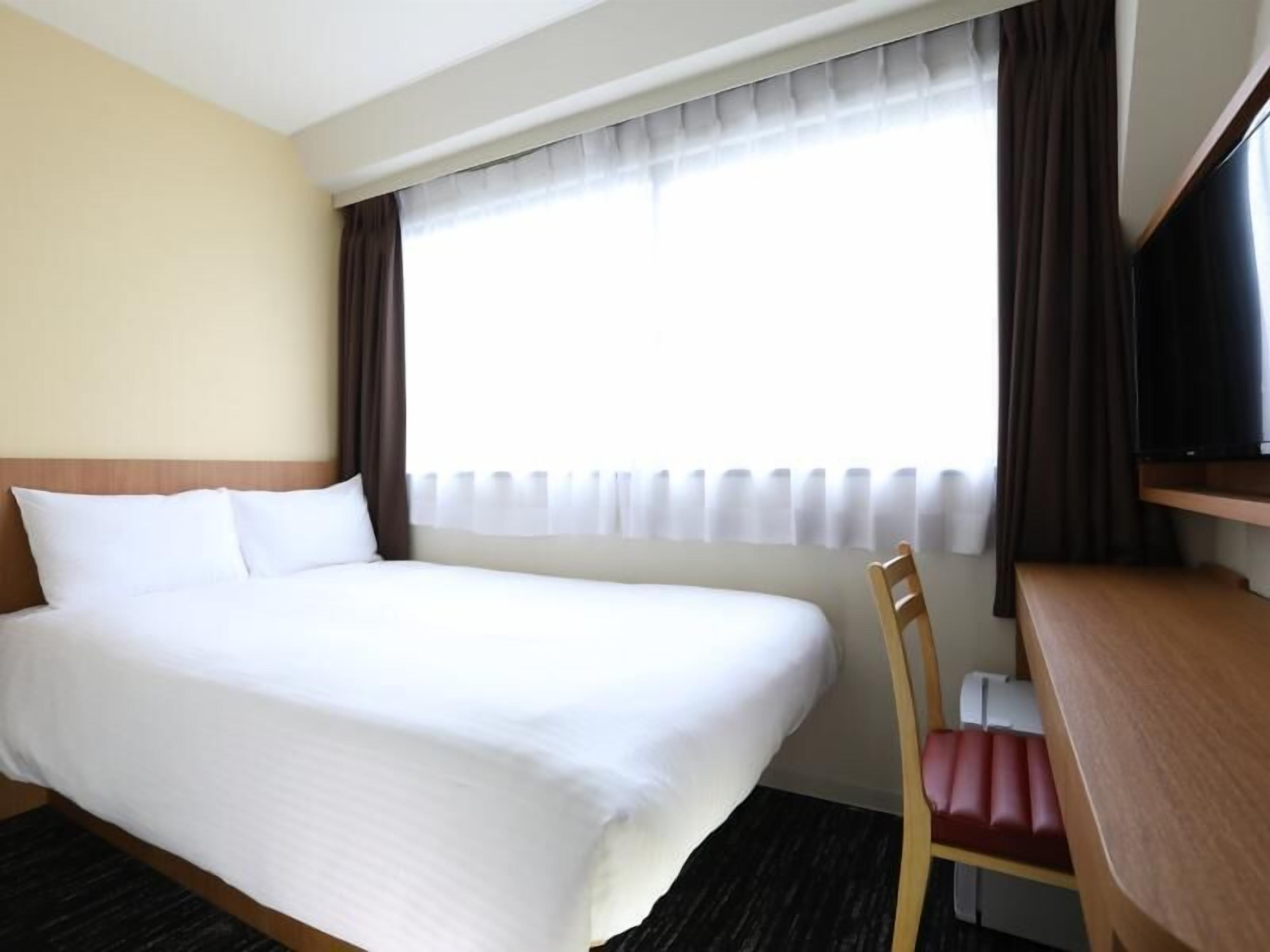 Desk, blackout curtains, iron/ironing board, free WiFi
