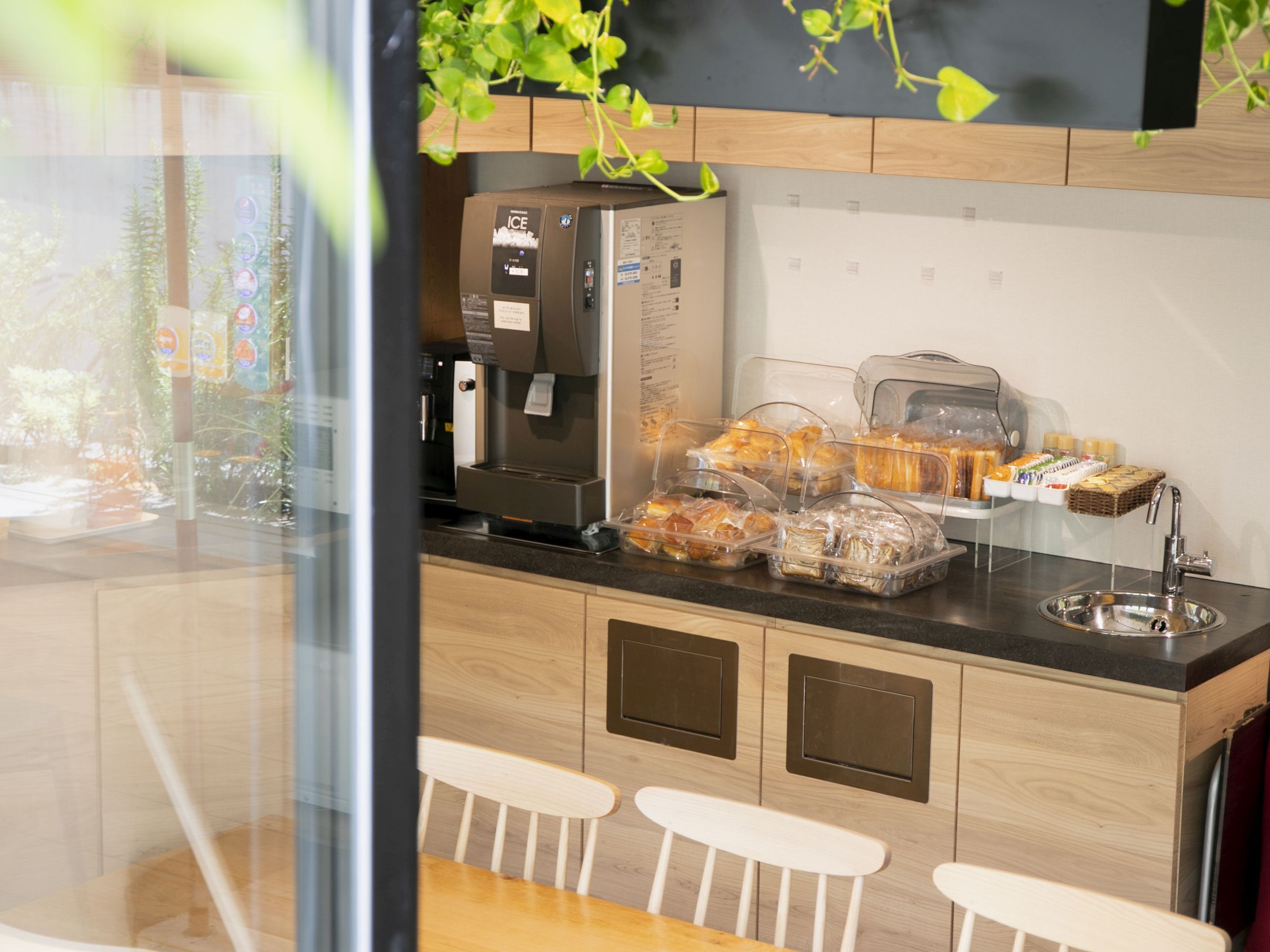 daily english breakfast (jpy 1000 per person)