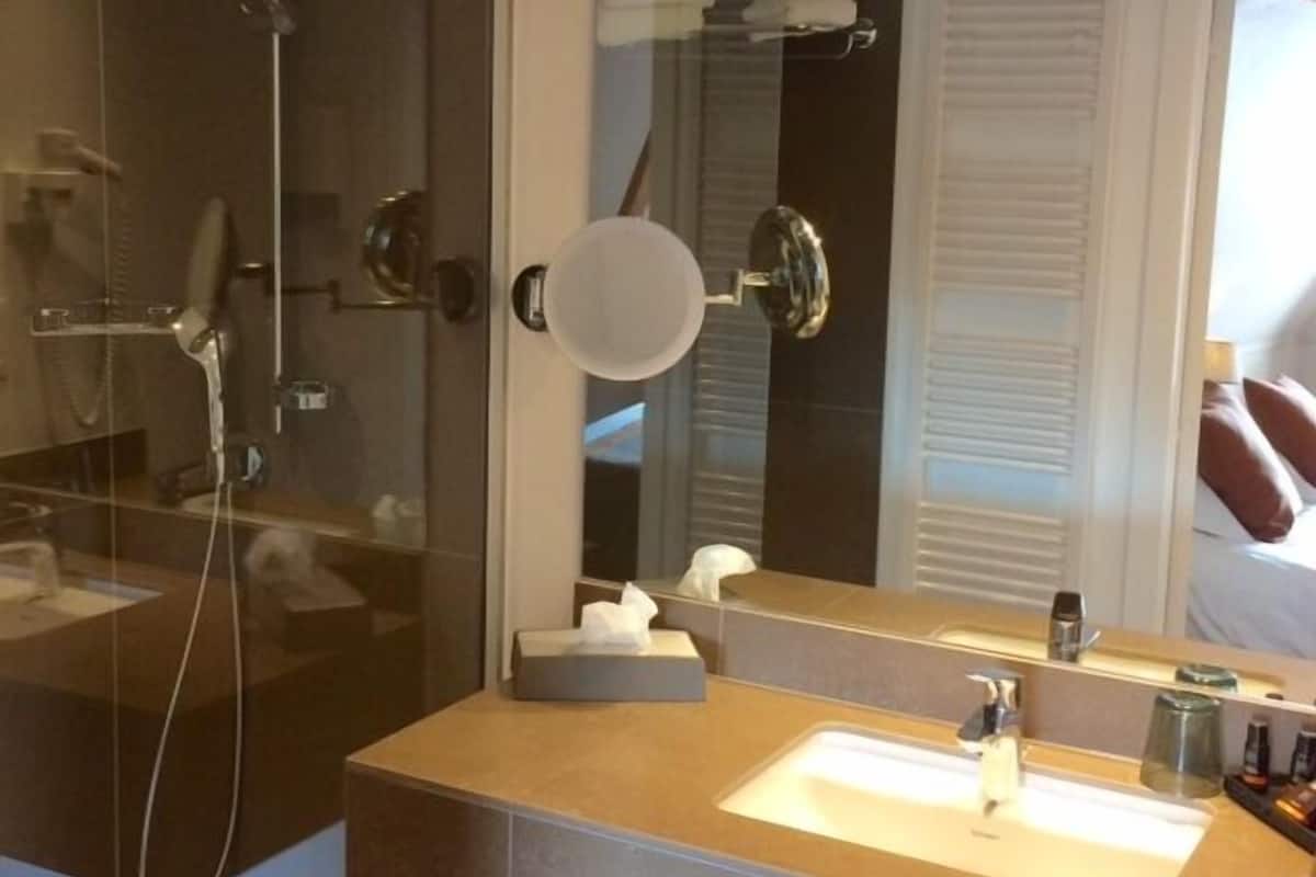 double or twin room | bathroom | hair dryer, towels