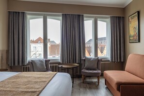 Dreibettzimmer, Kanalblick